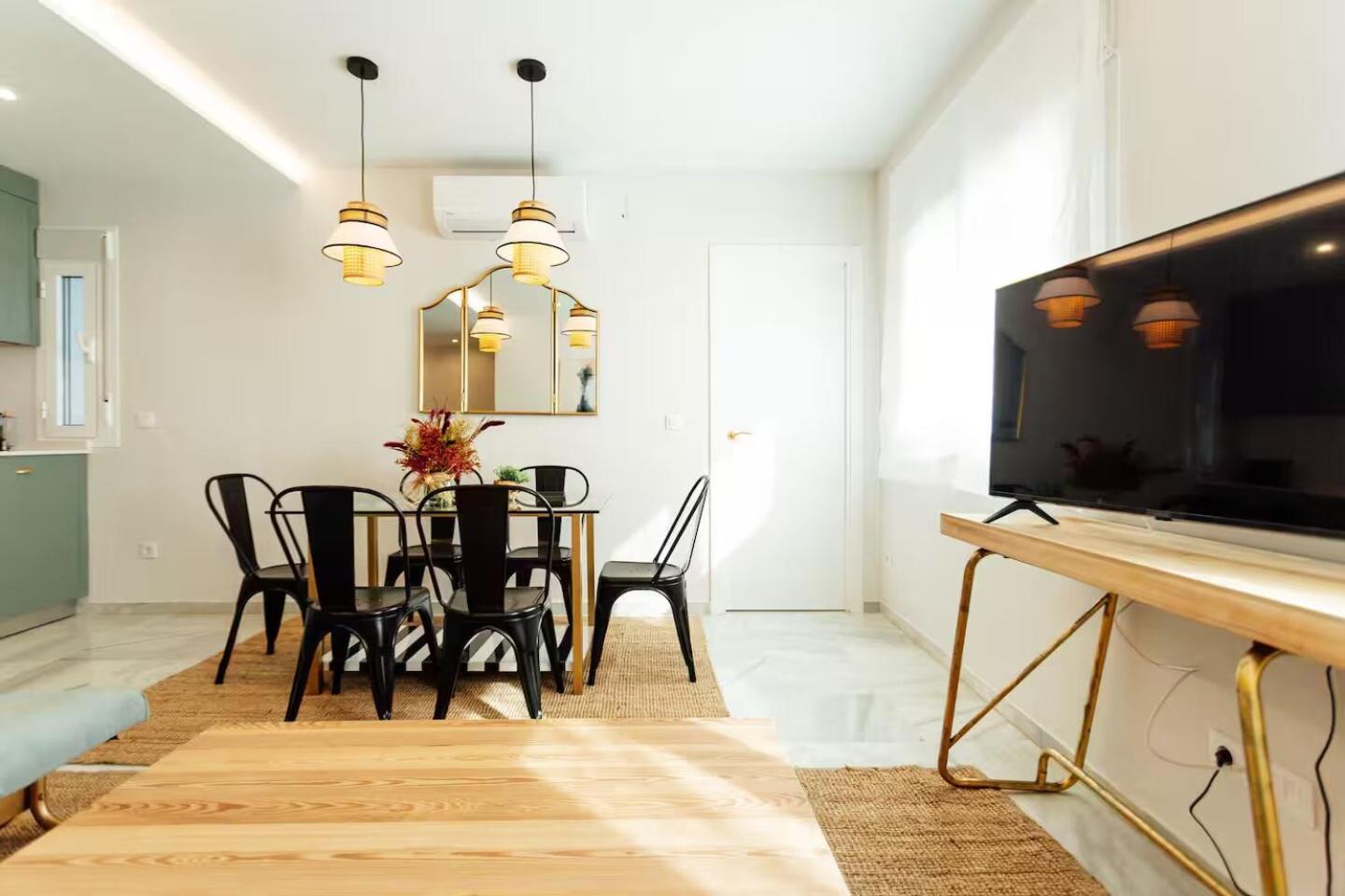Апартаменты Reformed And Comfy- 2Bd 2Bth- Arenal Севилья Экстерьер фото