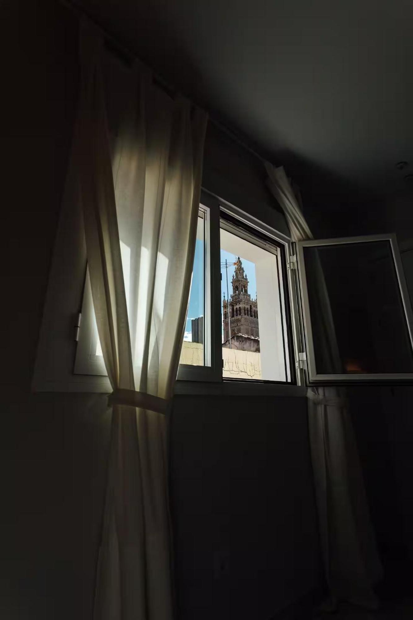 Апартаменты Reformed And Comfy- 2Bd 2Bth- Arenal Севилья Экстерьер фото