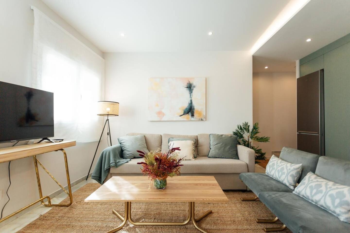 Апартаменты Reformed And Comfy- 2Bd 2Bth- Arenal Севилья Экстерьер фото